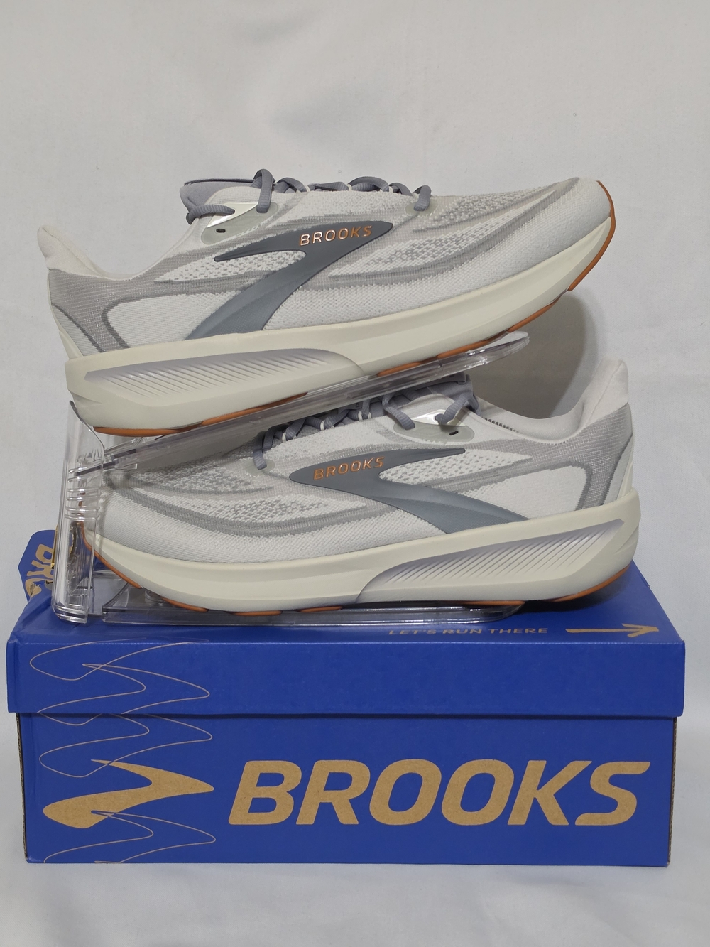 BROOKS Revel 9 Gray/Brown Athletic Running Shoes US Men's Size 13 (NWOT)